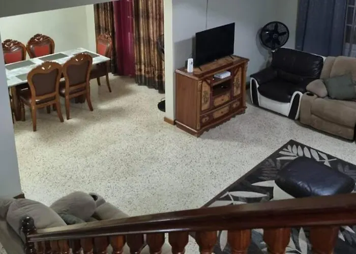 3-bed House Sleeps 6 With Mountain Views Сasa de vacaciones *